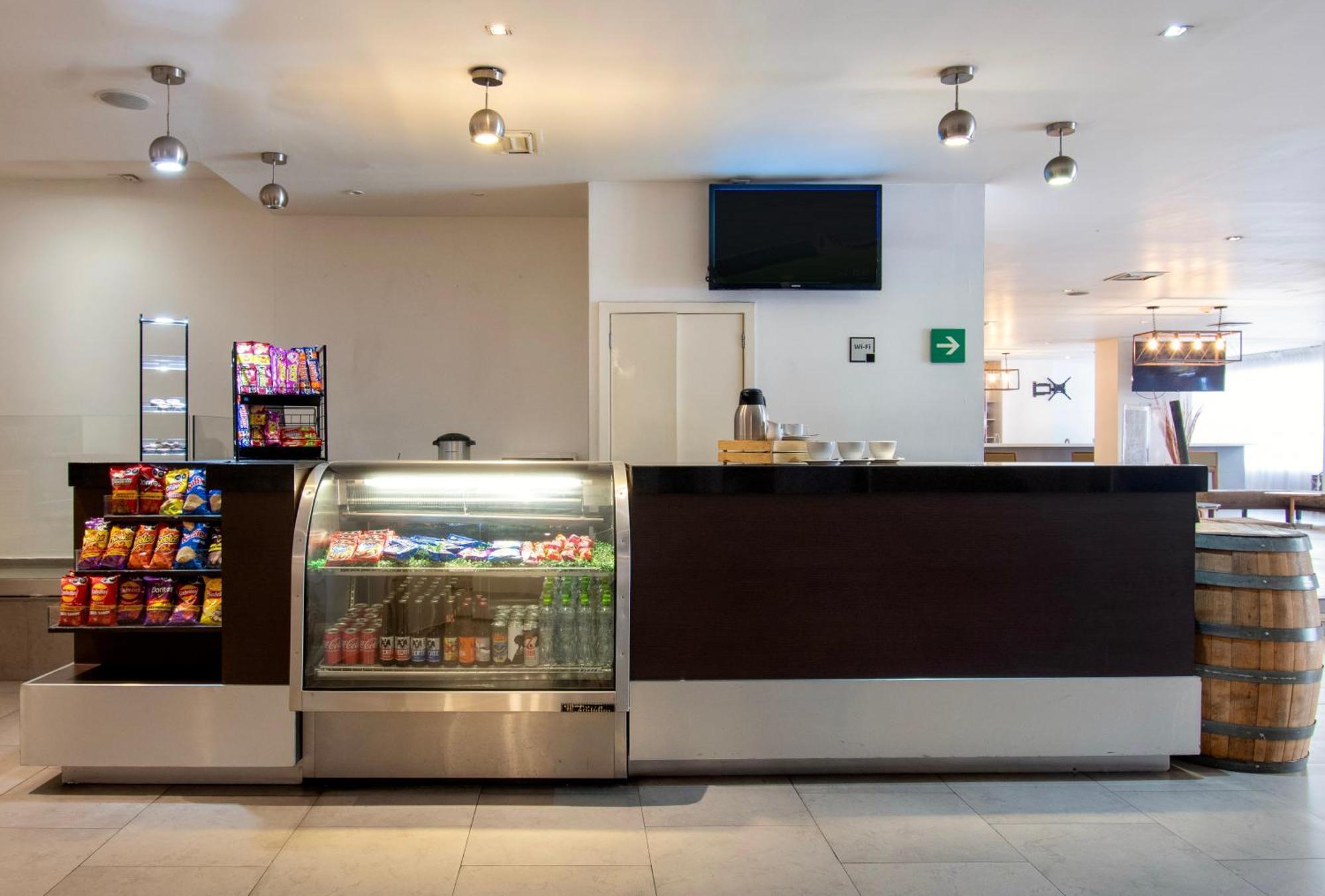 Hotel Plaza Genova Centro Guadalajara Buitenkant foto