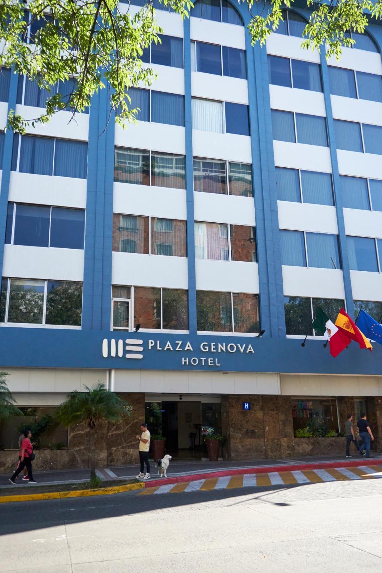 Hotel Plaza Genova Centro Guadalajara Buitenkant foto